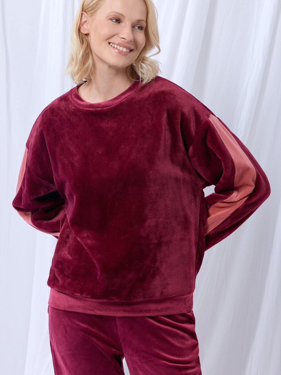 Pyjama van het merk Lords&lilies in het Rood