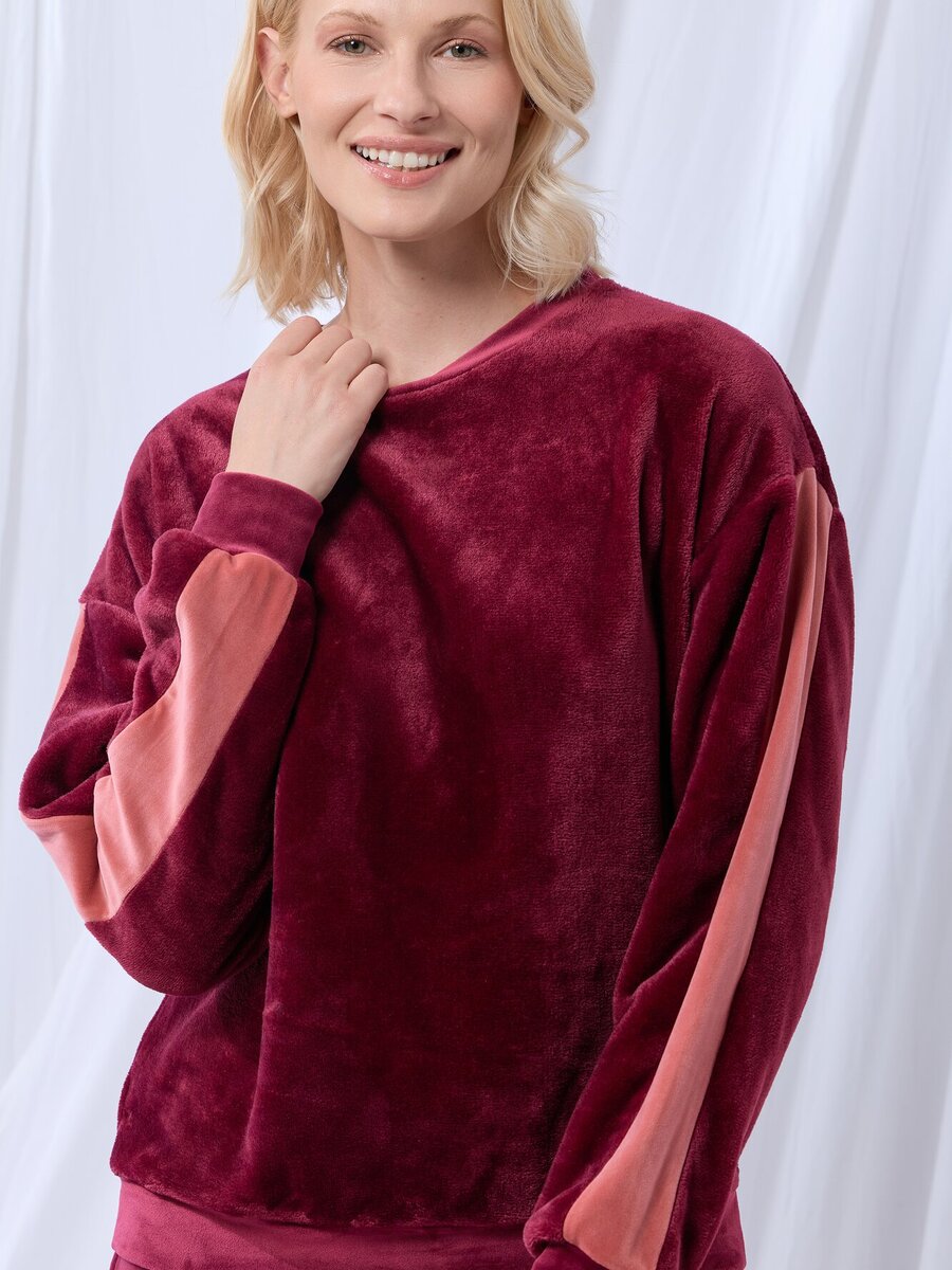 Pyjama van het merk Lords&lilies in het Rood