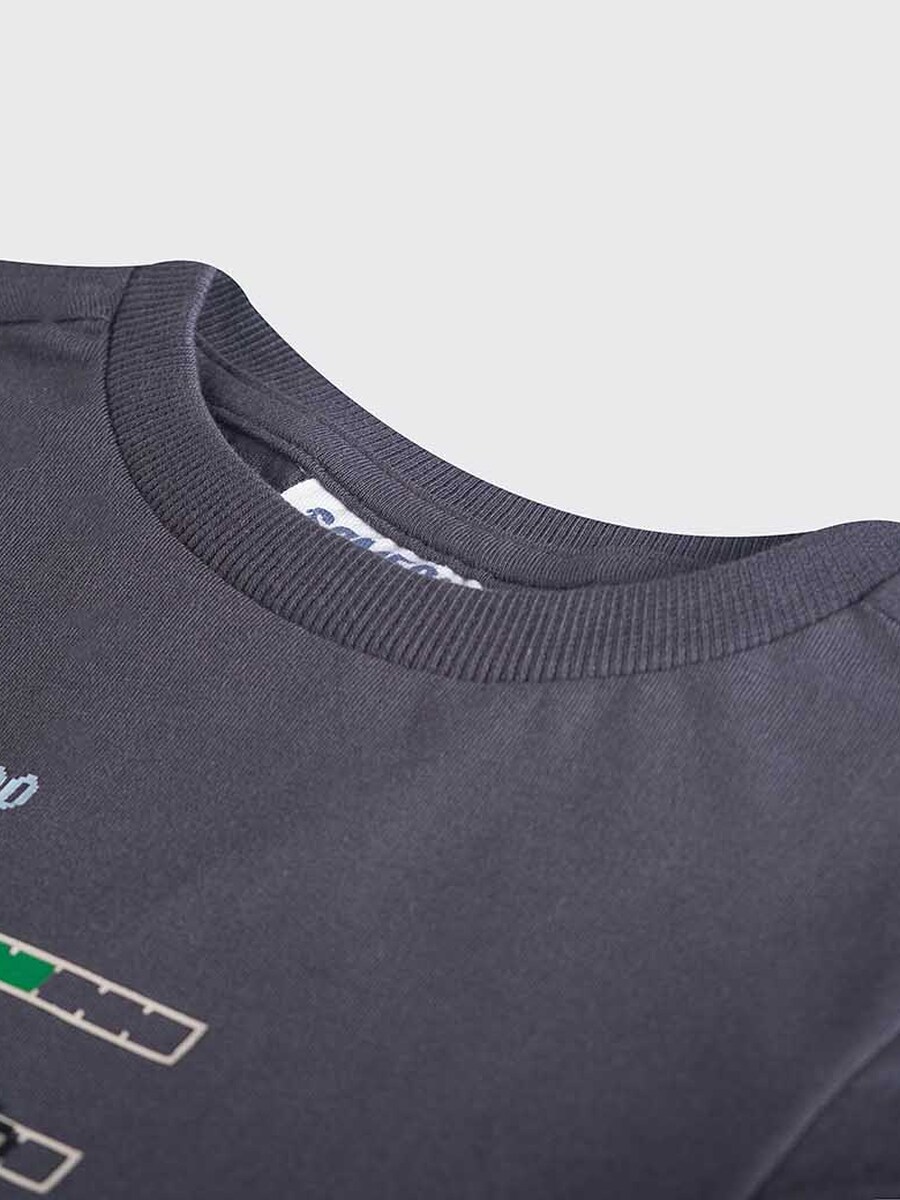 T-shirt van het merk Someone in het Grijs