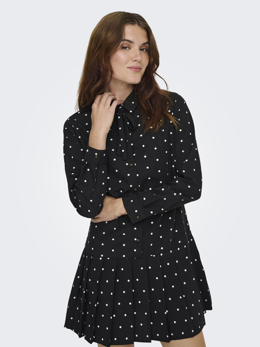 Kleed van het merk Only in het Zwart