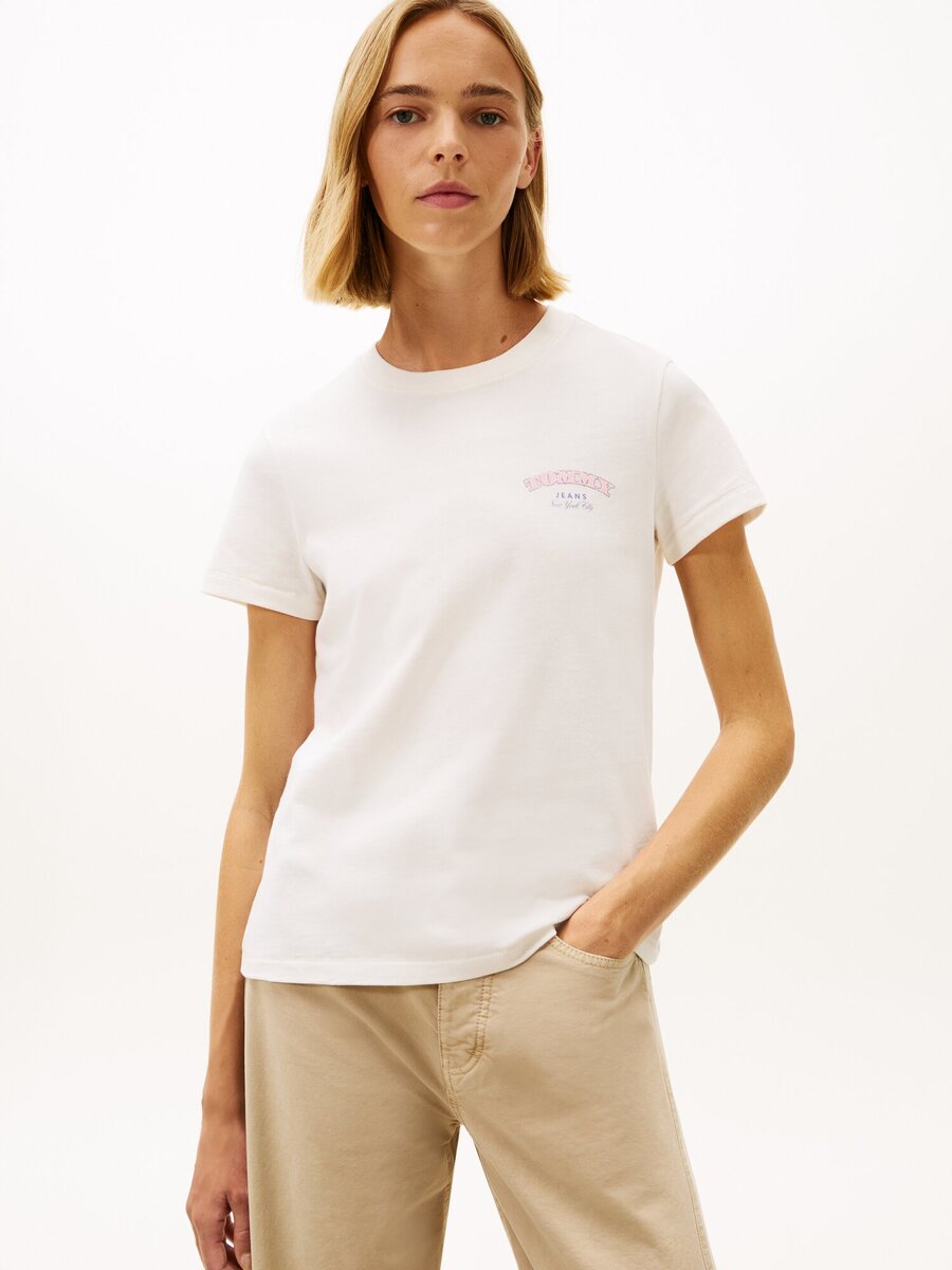 T-shirt van het merk Tommy Jeans in het Wit