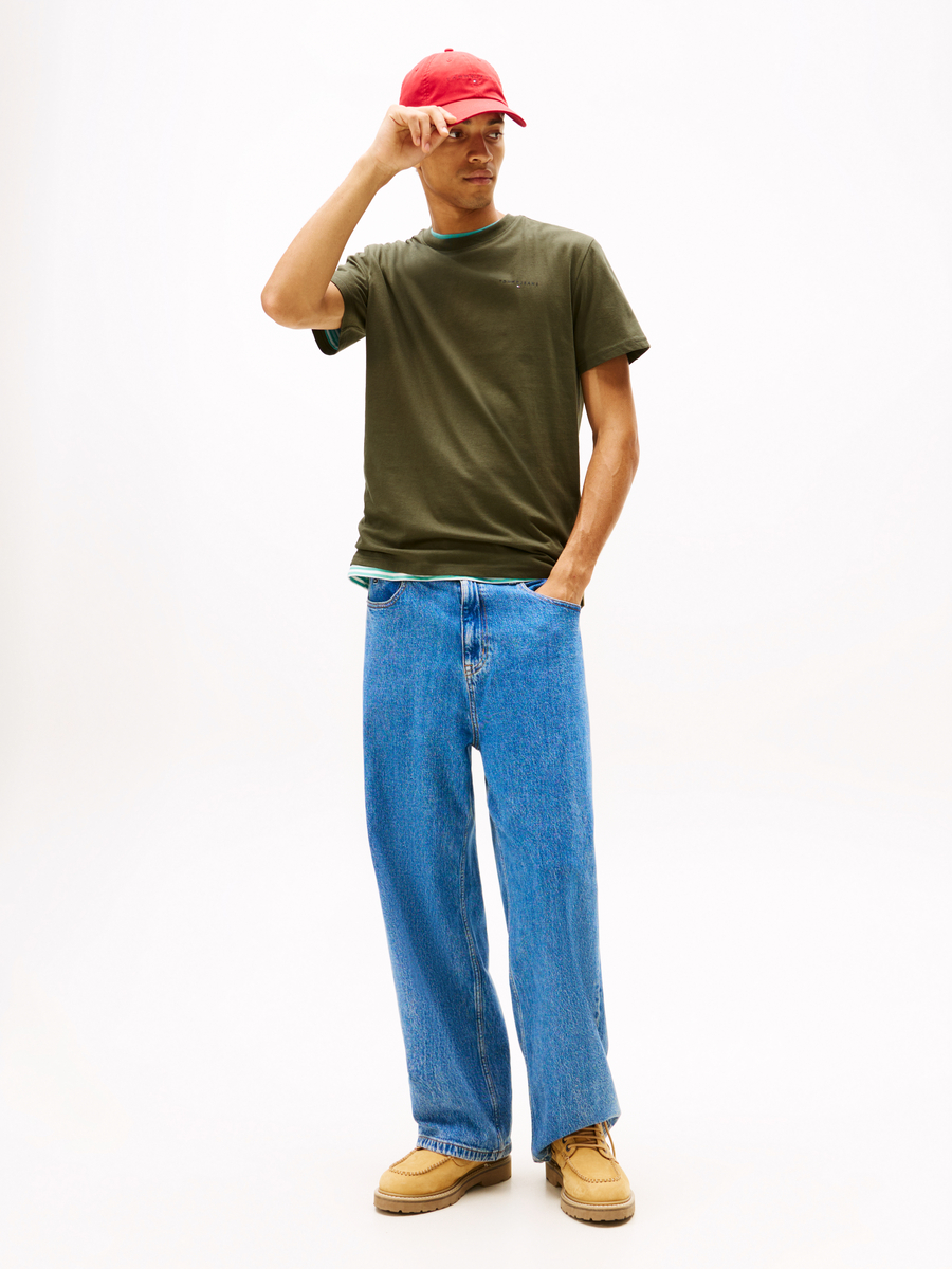 T-shirt van het merk Tommy Jeans in het Kaki