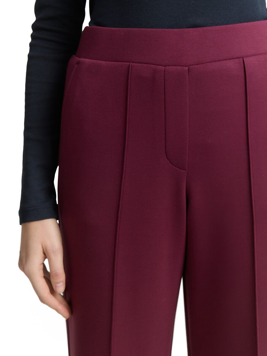 Broek van het merk Tom Tailor in het Bordeaux