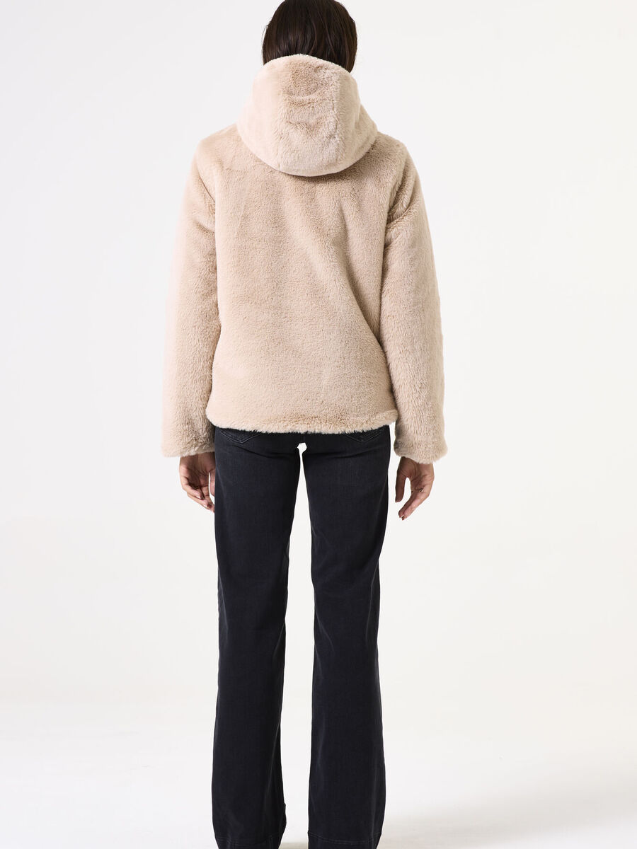Jas van het merk Garcia in het Beige