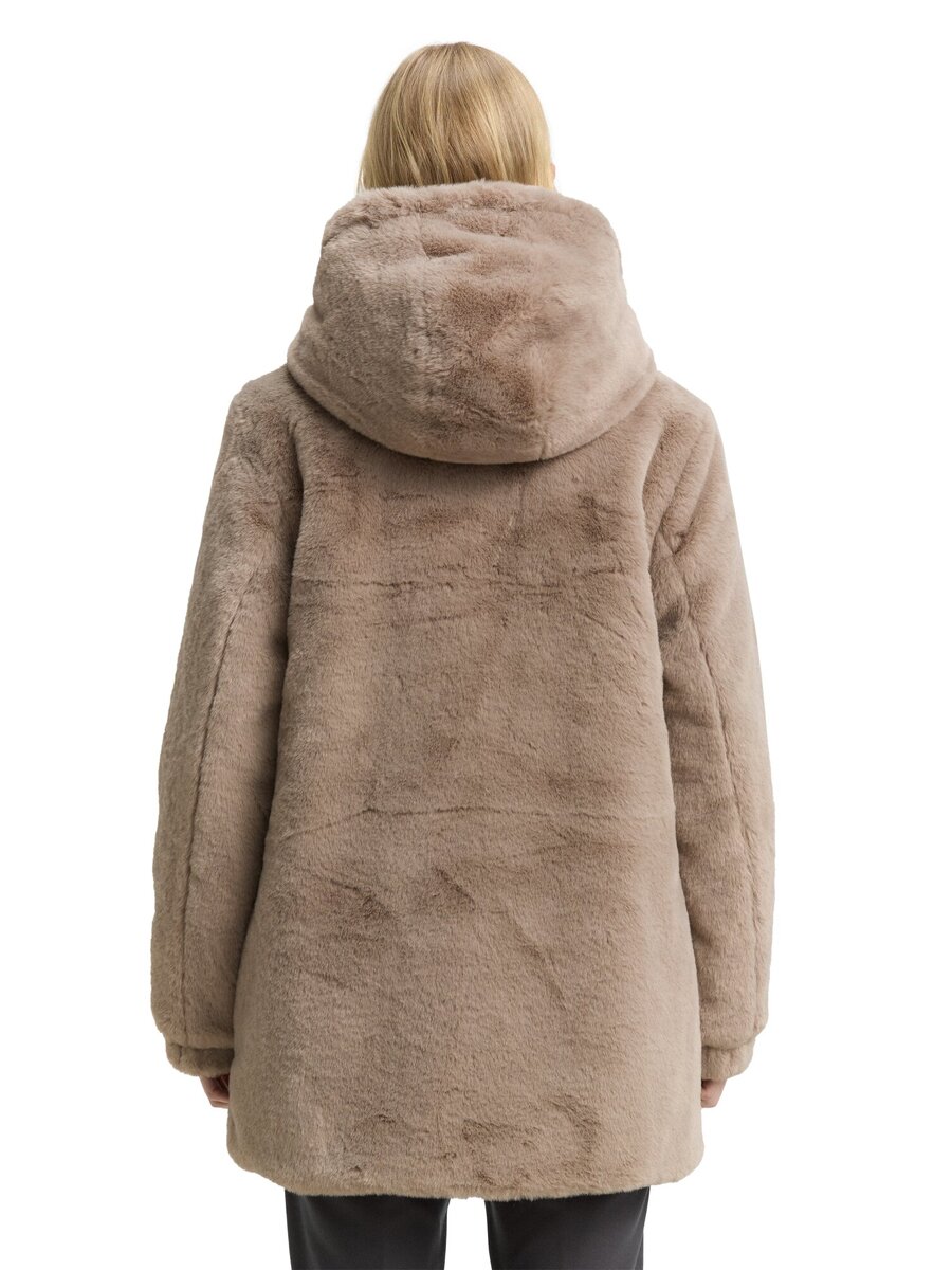 Jas van het merk Tom Tailor in het Beige