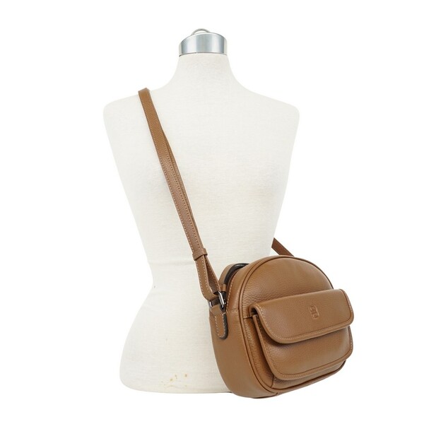 Handtas van het merk Belluga in het Cognac Handtas van het merk Belluga in het Cognac