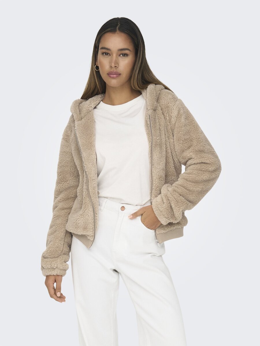 Gilet van het merk Only in het Beige