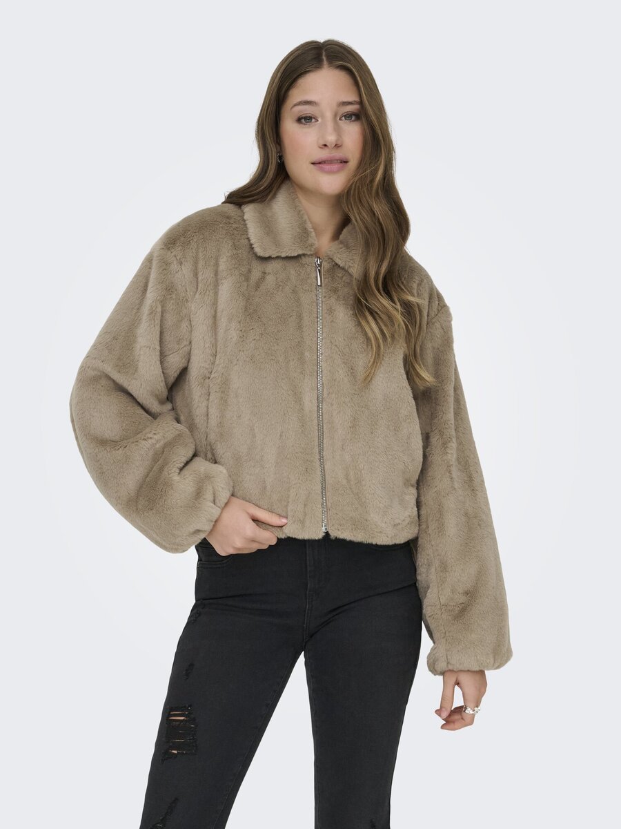 Gilet van het merk Only in het Beige