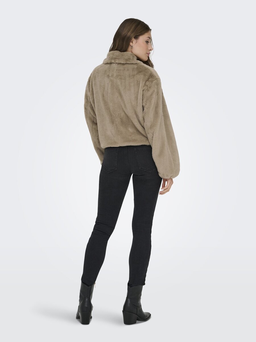 Gilet van het merk Only in het Beige