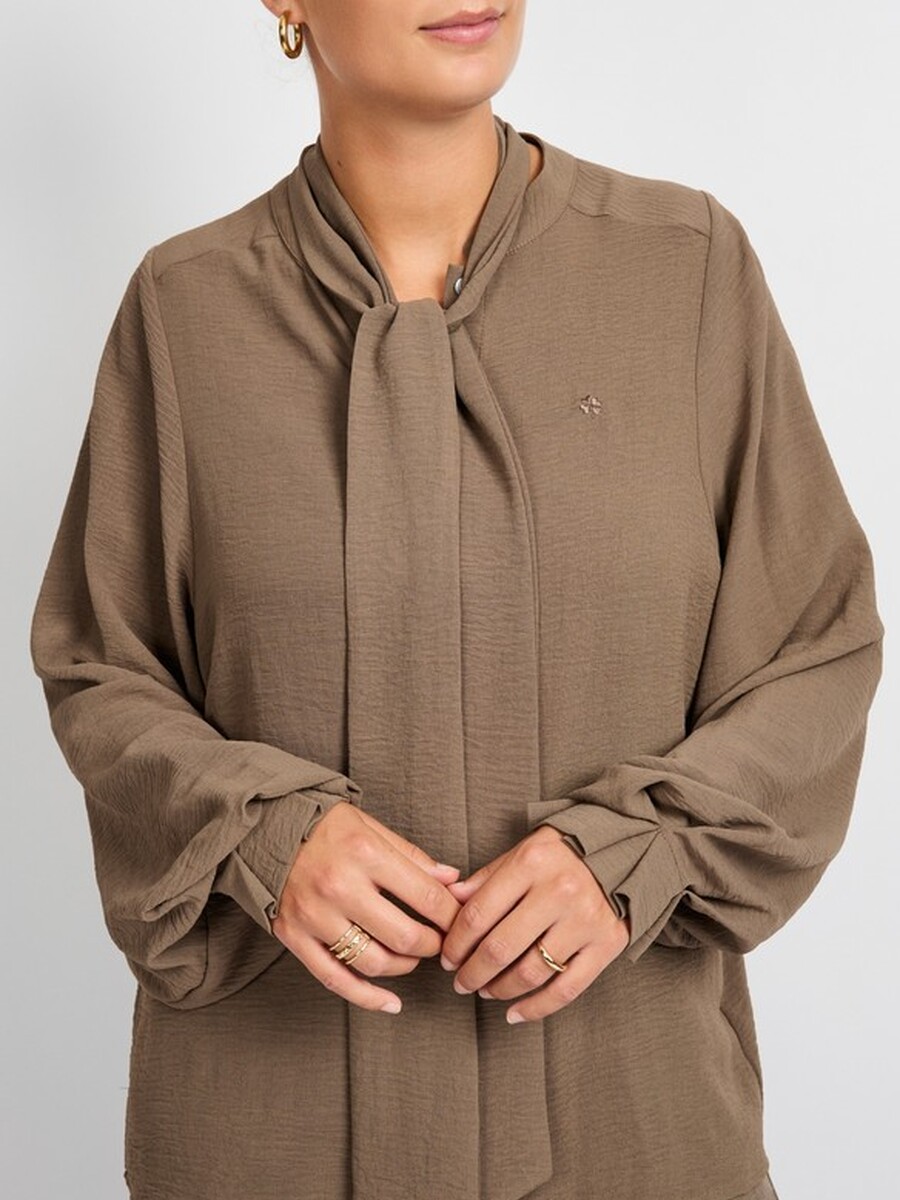 Bloes van het merk C&s The Label in het Brons