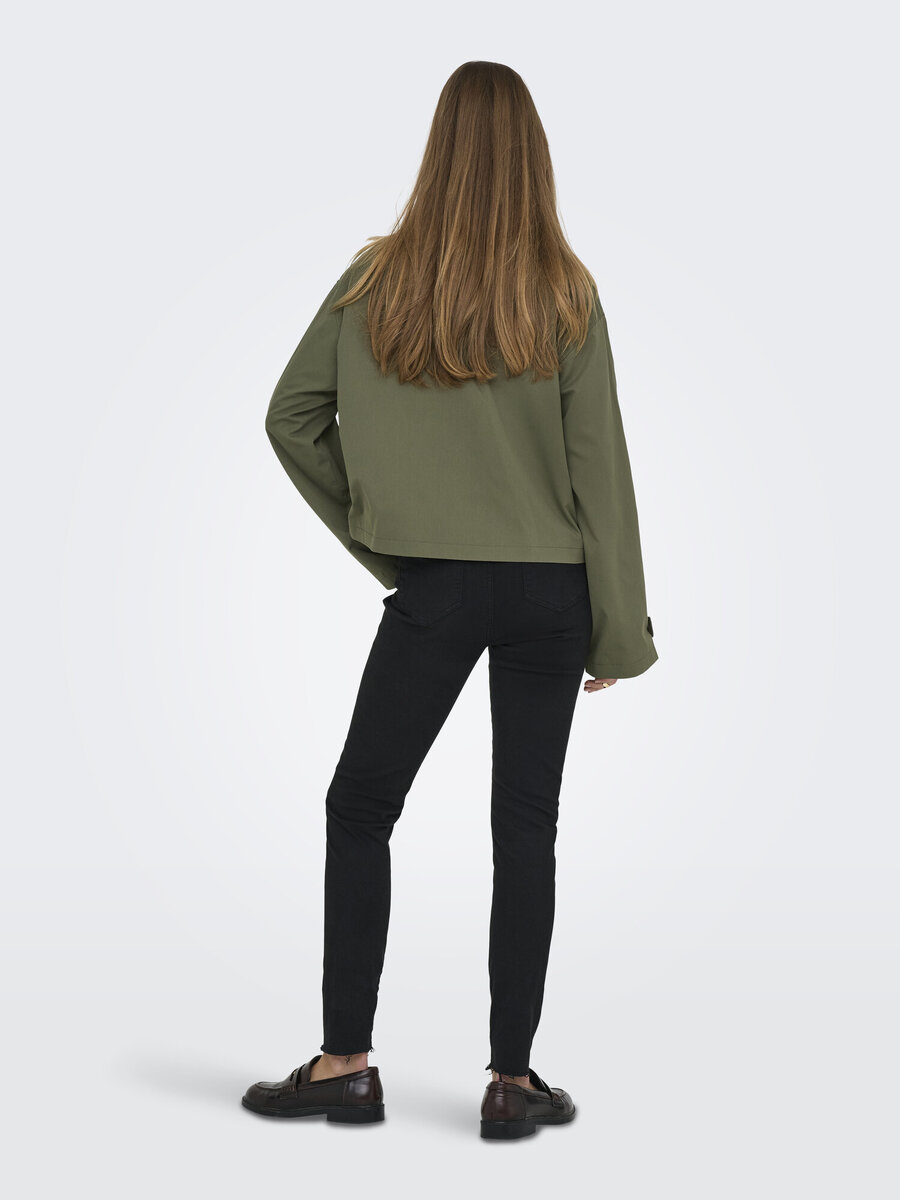 Jas van het merk Only in het Kaki