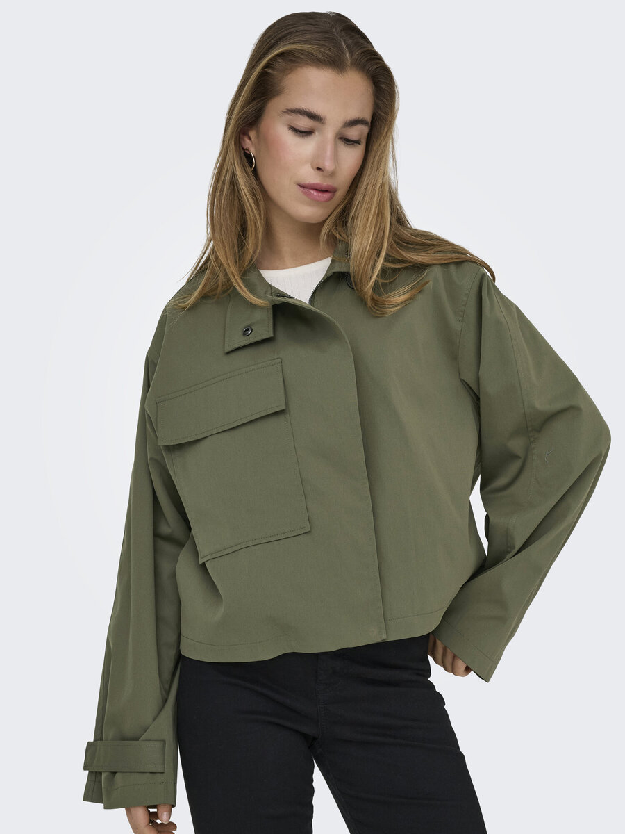 Jas van het merk Only in het Kaki