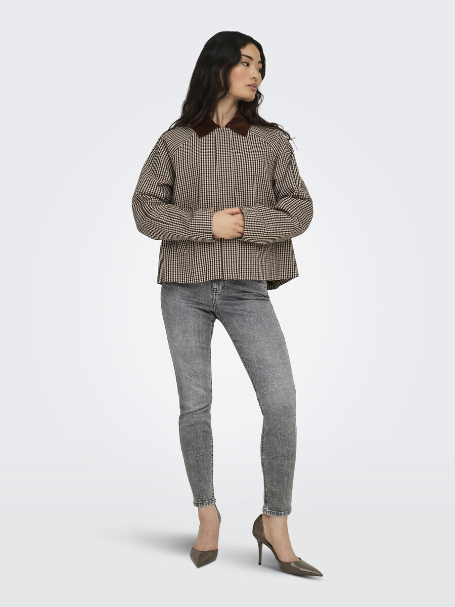 Gilet van het merk Only in het Bruin