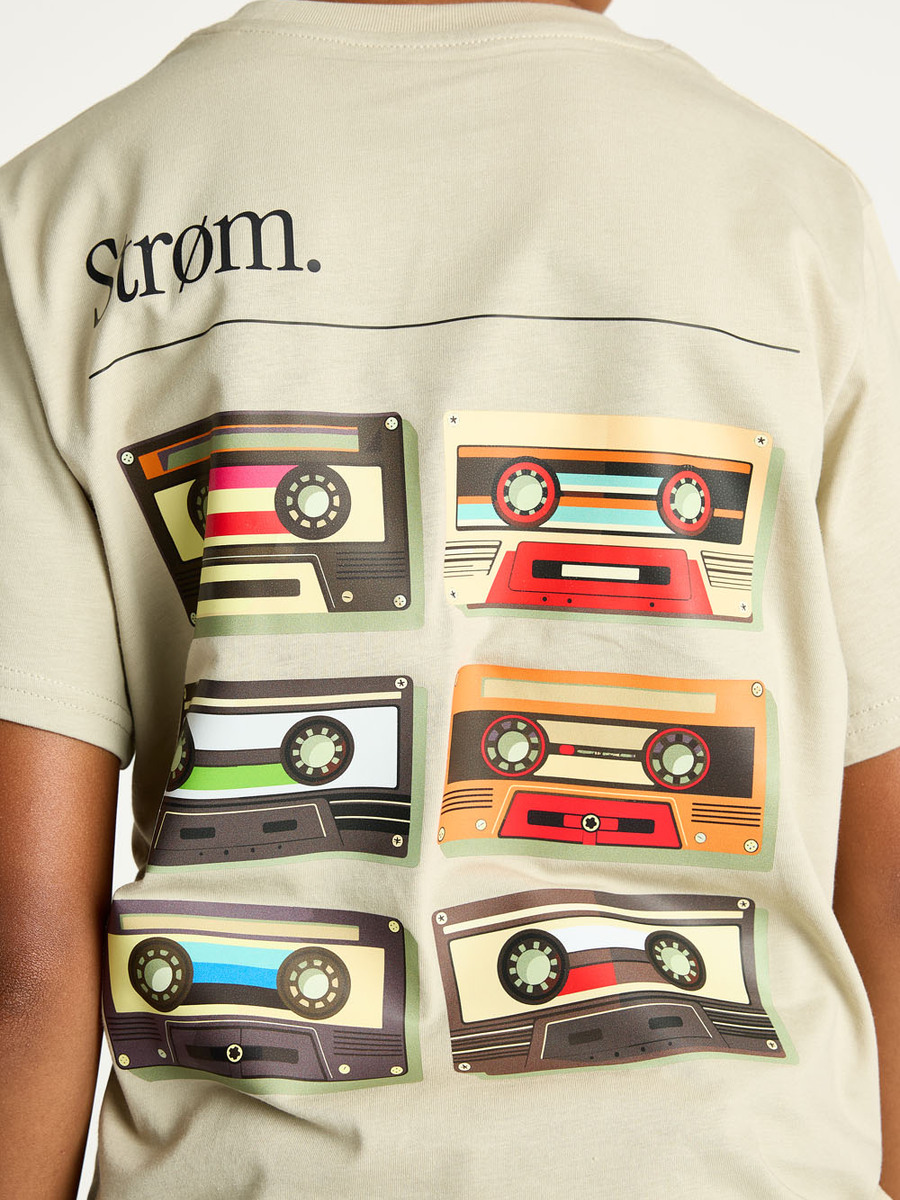 T-shirt van het merk Strom in het Beige