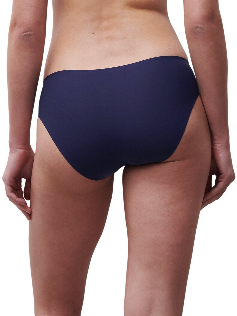 Slip van het merk Chantelle in het Marine