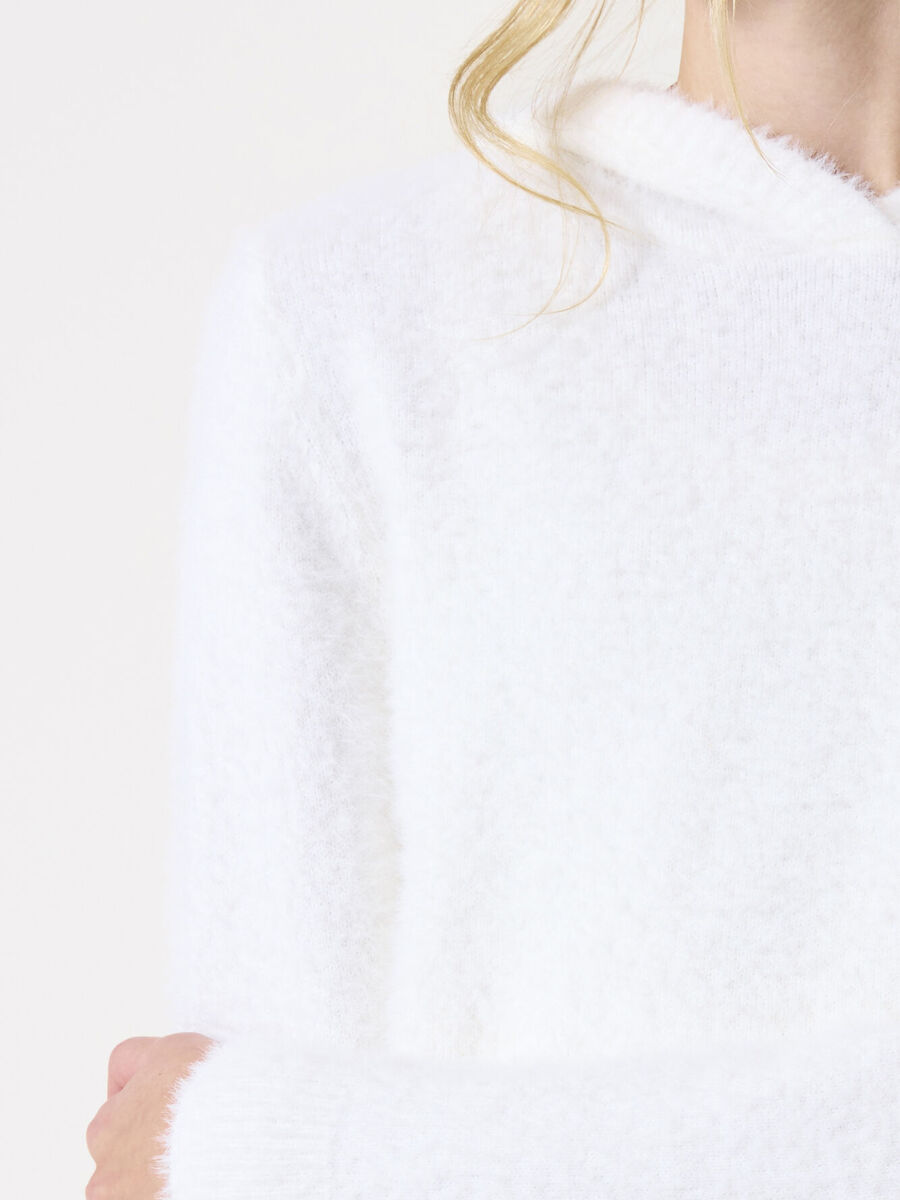 Pull van het merk Garcia in het Ecru