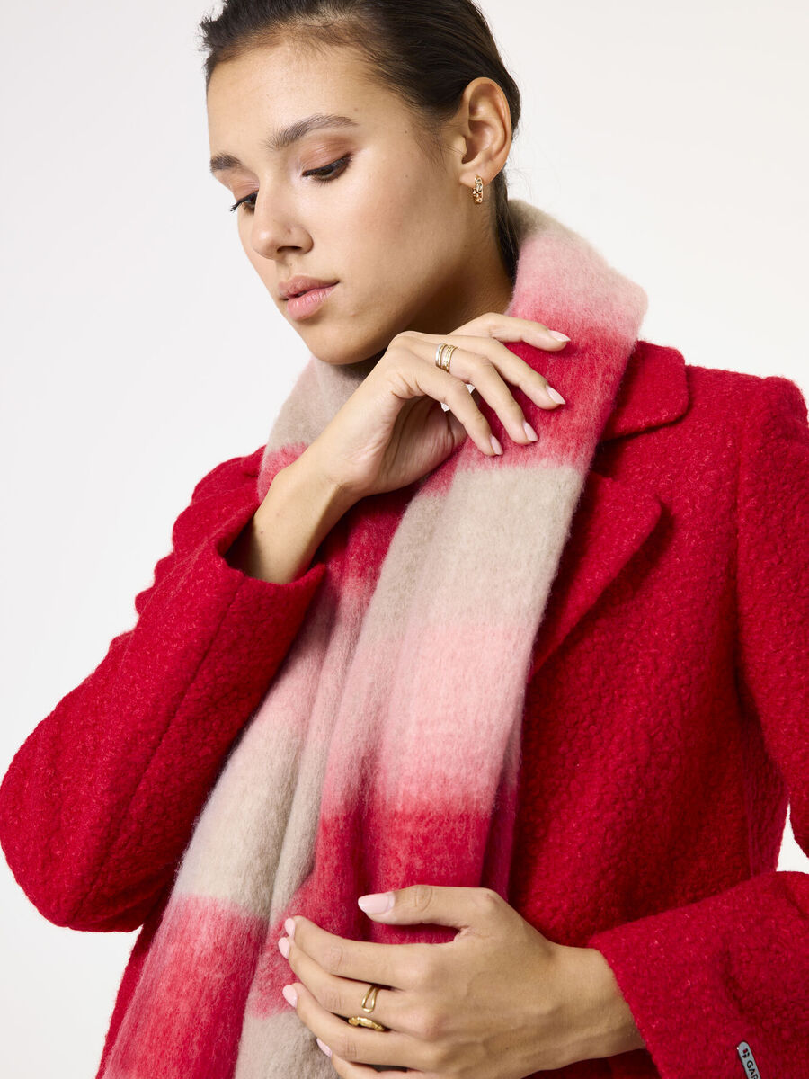 Sjaal van het merk Garcia in het Roze