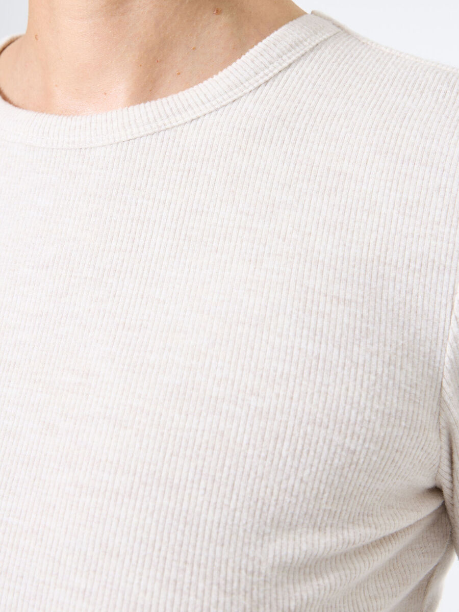 T-shirt van het merk Garcia in het Ecru