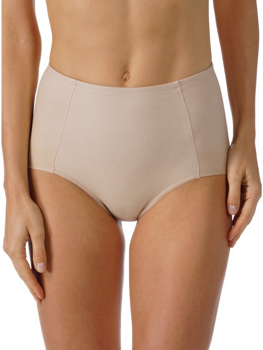 Slip van het merk Mey in het Beige
