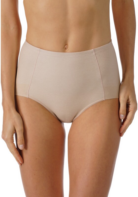 Slip van het merk Mey in het Beige