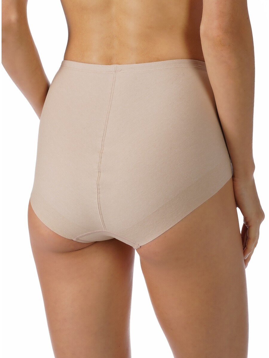 Slip van het merk Mey in het Beige
