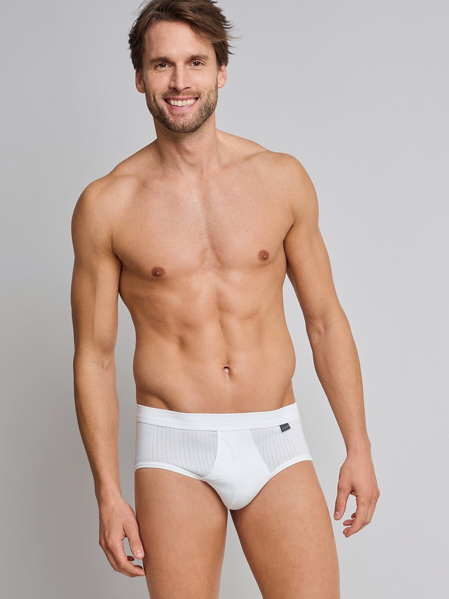 Slip van het merk Schiesser in het Wit