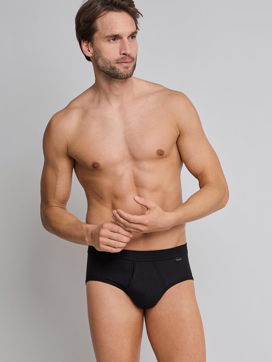 Slip van het merk Schiesser in het Zwart