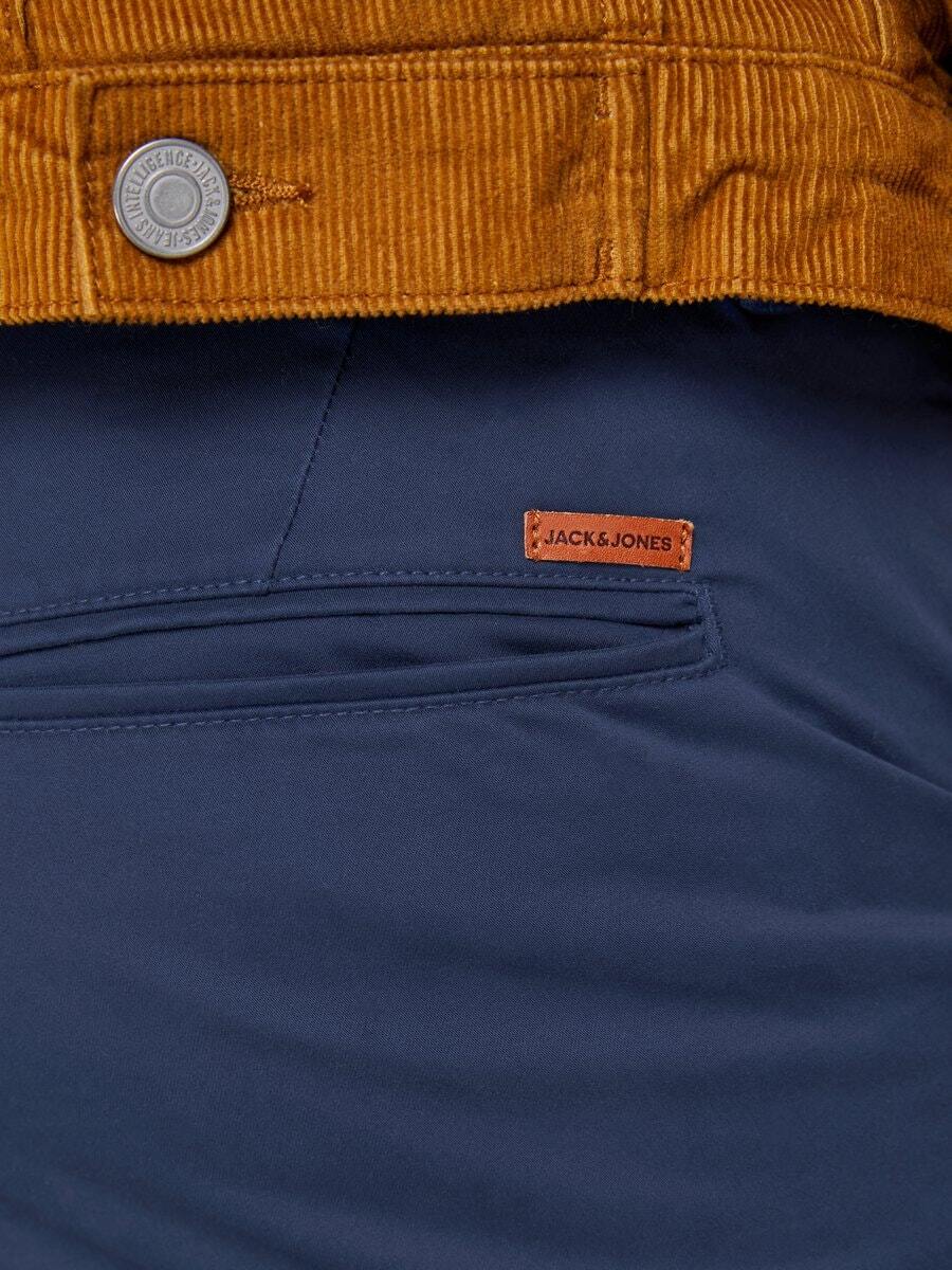 Broek van het merk Jack & Jones in het Marine