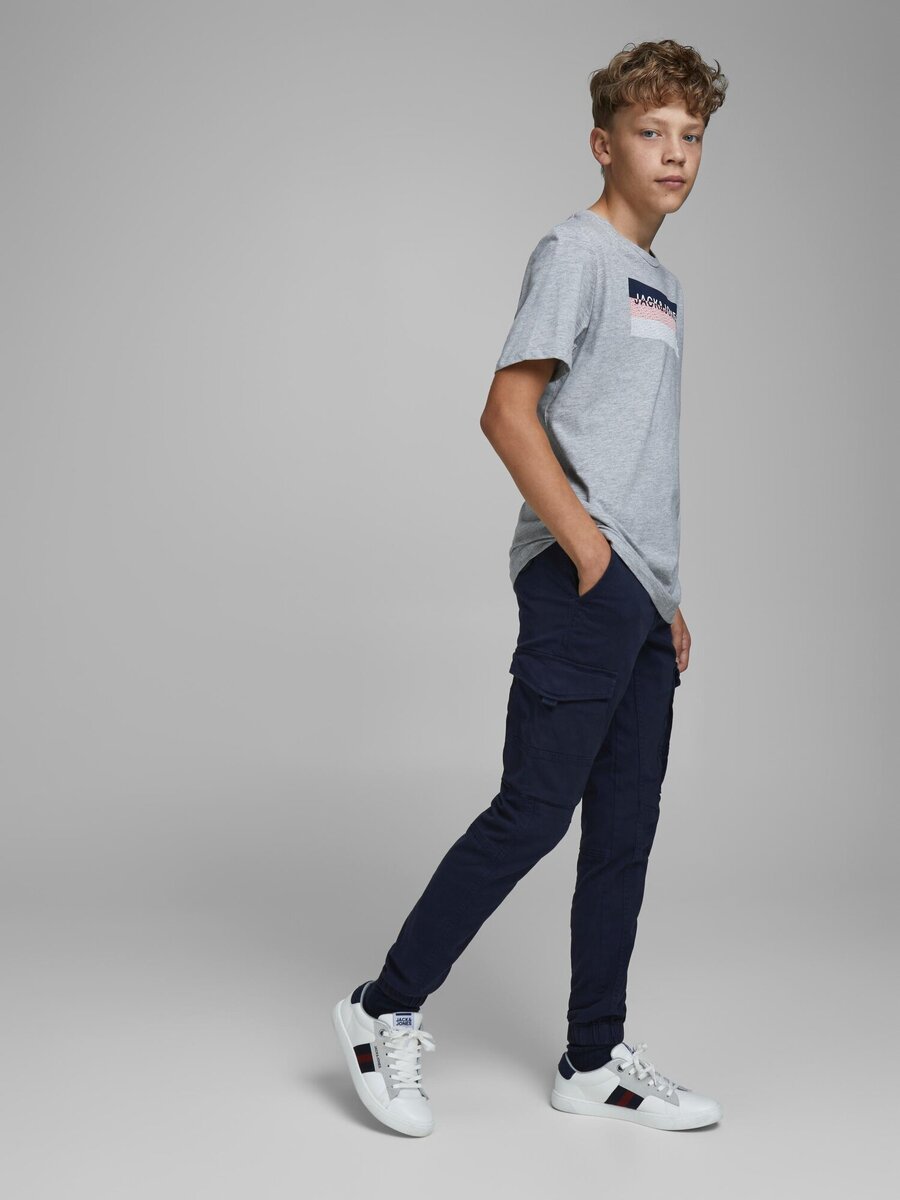 Broek van het merk Jack & Jones Junior in het Marine